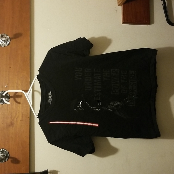 Starwars T shirt - Picture 1 of 3